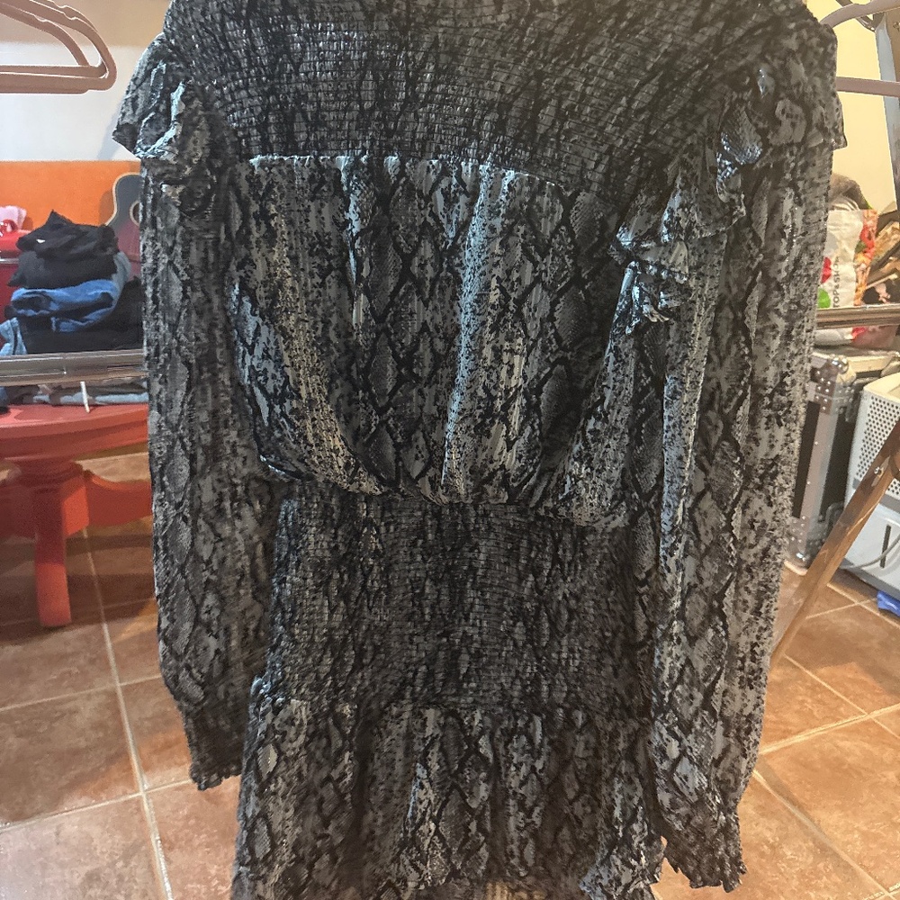 English factory black white and silver dress size small
